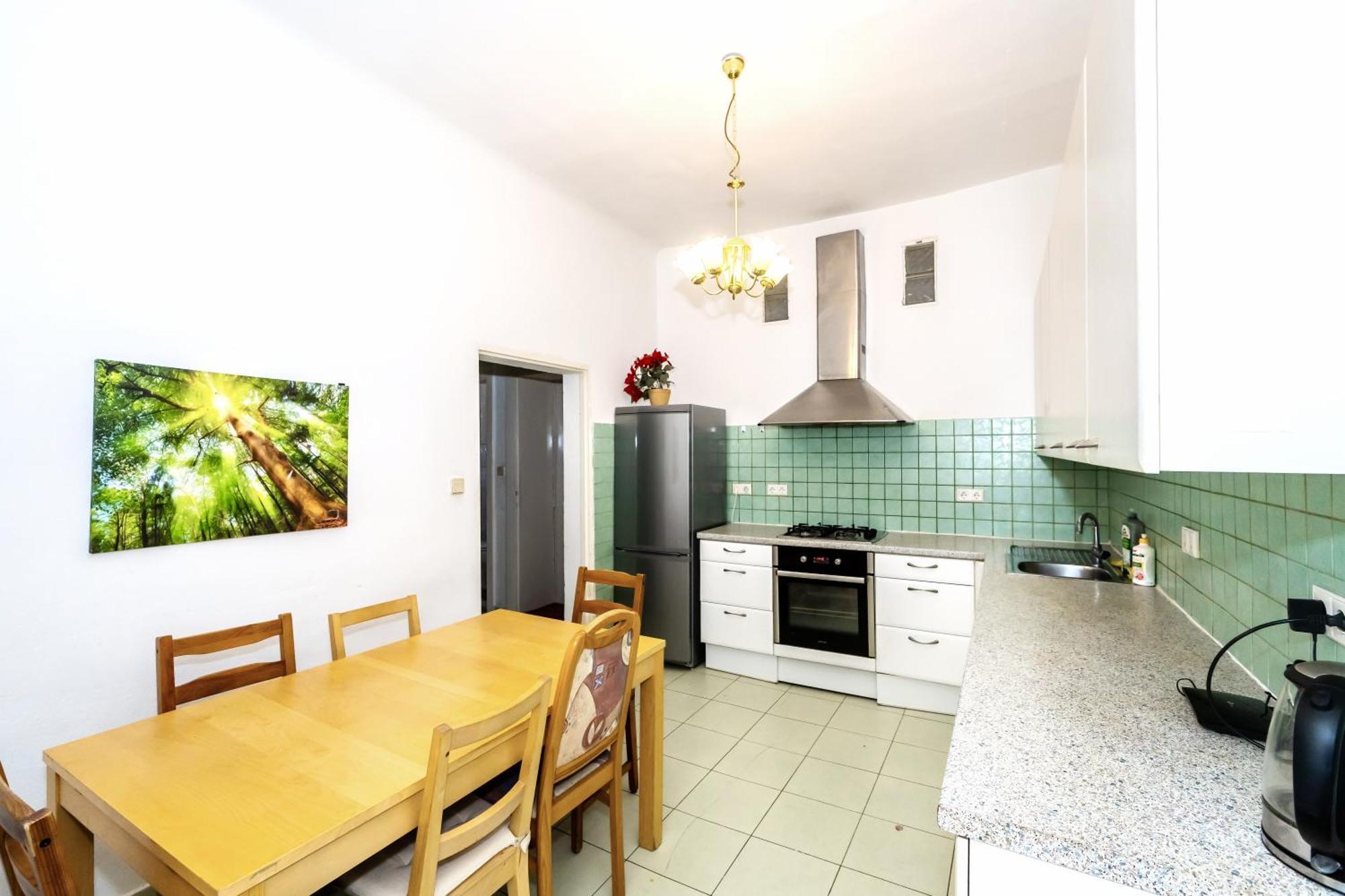 Cozy - 7 Minutes To Schoenbrunn Palace * Vienna